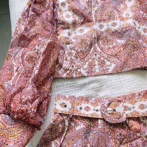 Printer boutique set short and blouse perfect for summer. Perfect condition.